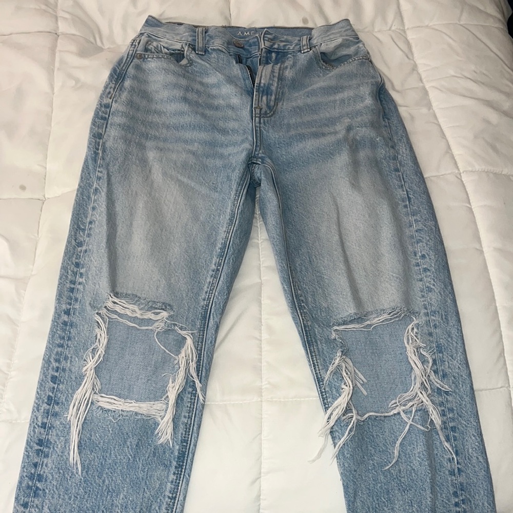 American eagle jeans size 00 but fit like 000 got fitted very good condition